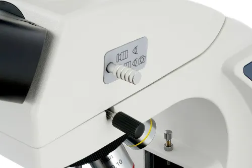 imagen microscopio trinocular digital Levenhuk MED D40T,  9