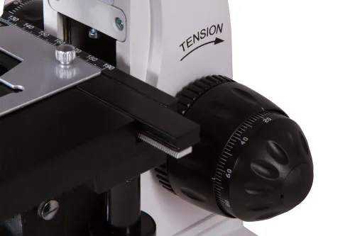 imagen microscopio trinocular digital Levenhuk MED D25T,  17