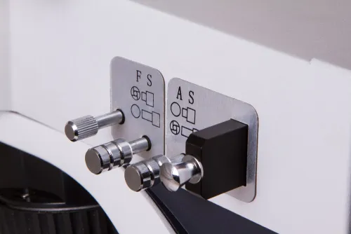 imagen microscopio Levenhuk MED PRO 600 Fluo,  15